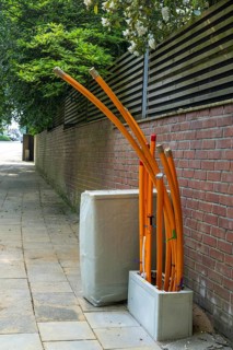 Distribution box in which empty conduits for fibre optic cables arrive and are connected, in which