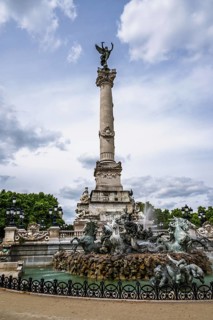 Fontaine du Char du Triomphe de la Concorde, Place des Quinconces, Bordeaux, Gironde,