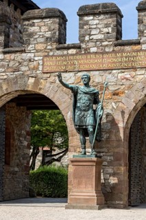 Main gate, Porta Praetoria with bronze statue of Emperor Antoninus Pius, plaque with inscription