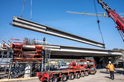 First part of the assembly of the new, 120-meter-long A516 motorway bridge, across Teutoburger