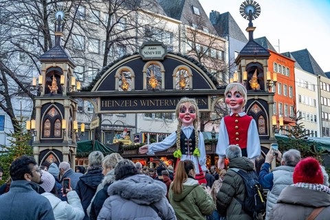 Hänneschen and Bärbelchen stick puppets at Heinzel's Wintermärchen Christmas market in Cologne,