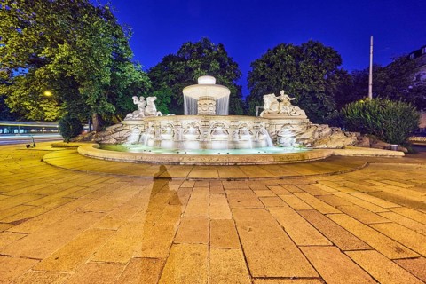 Wittelsbach fountain, cascade fountain, neoclassical art movement, sculptor Adolf von Hildebrand,