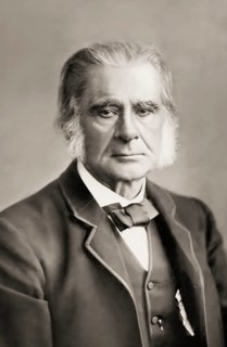 Thomas Henry Huxley, 1825 – 1895, English biologist and anthropologist, specialized in comparative