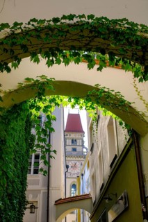 View from Höllgasse to the town hall tower, Passau, Lower Bavaria, Bavaria, Germany