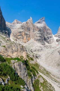 Mountain valley, Castelletto Superiore and Cima Sella peaks, back Scharte Bocca di Tuckett, Brenta