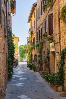 Typical townscape, Pienza, Val d'Orcia, Orcia Valley, UNESCO World Heritage Site, Siena Province,