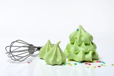 Meringue in the shape of a Christmas tree, Christmas cookies, meringue