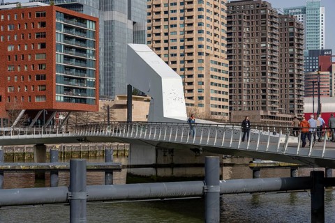 Rijnhaven bridge, Kop van Zuid, Wilhelminapier, skyscrapers on the Nieuwe Maas, city center
