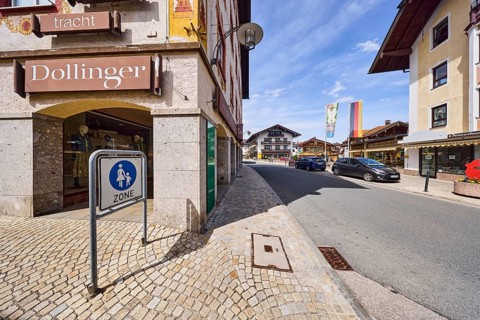 Dollinger fashion, sports and traditional costume, advertising sign, fashion shop, shops, access to