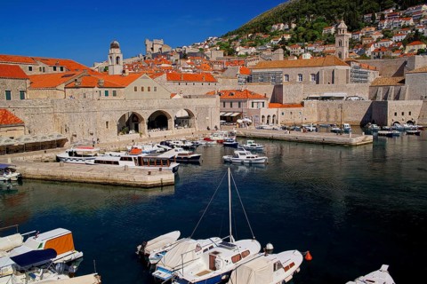 Croatia, Dubrovnik, view of city and castle, Dubrovnik, Croatia