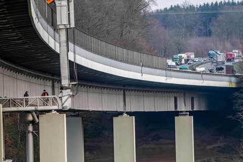 The Wiehl Valley Bridge, A4 motorway, the motorway bridge is considered extremely dilapidated,