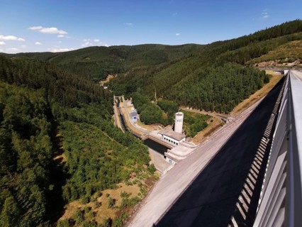 View from above of the Leibis Lichte dam in summer, energy generation in the Thuringia nature park