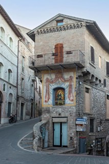 Piazzetta Ruggero Bonghi, Assisi, Umbria, Italy