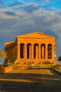 Temple of Concordia, Valley of the Temples, Agrigento, Sicily, Italy