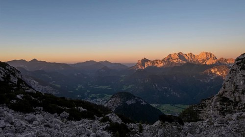 Sunset over the Lofer valley with Sonntagshorn Hochstaufen and the horse-rider Alm massif with