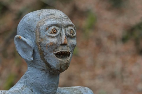 Gollum, Smeagol, wooden sculpture, The Lord of the Rings, J.R. Tolkien, fantasy, woodcarving,