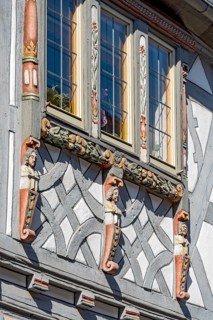 Duchscherer Haus, historic half-timbered house of the early Baroque period, windows with herms and