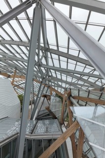 Louis Vuitton Foundation construction, futuristic steel, wood and glass building by architect Frank