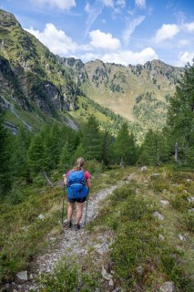 Hiker on the Carnic High Trail, Carnic Main Ridge, Carnic Alps, Carinthia, Austria