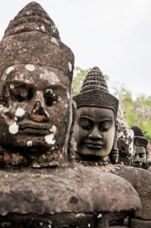 Figures on the bridge to Angkor Thom, sunset, Angkor Wat, Angkor, UNESCO World Heritage Site, Siem