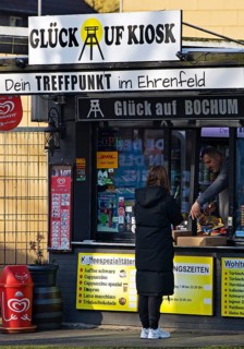 Glück Auf Kiosk in Bochum-Ehrenfeld, Trinkhalle, Bochum, Ruhr area, North Rhine-Westphalia, Germany