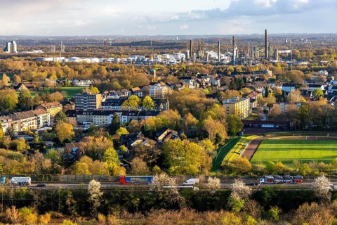 Ruhr Oel GmbH, BP Gelsenkirchen Refinery, in GE-Horst, production of products from mineral oil,
