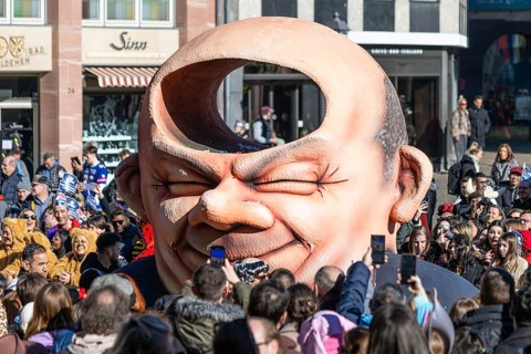 The Frankfurt carnival parade moves across the Römerberg in Frankfurt am Main on 2 March 2025. A