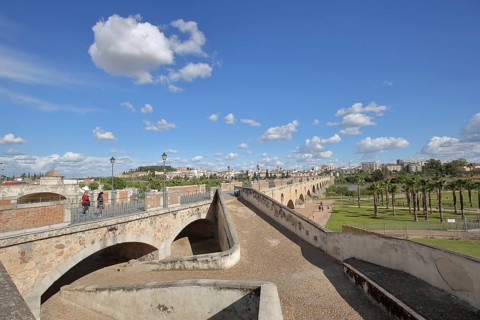 Hornabeque del Puente de Palmas Historic City Fortress and Baluarte de San Vicente, stone arch