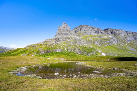Mountain landscape, small lake in the Flatvaddalen high valley, Innerdalen side valley, Sunndal,