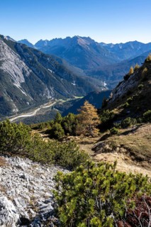 Mountain landscape in autumn, view of the Upper Isar Valley with Pleisenspitze in the Karwendel,