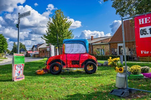 Decorated village square Löhme, Werneuchen, Brandenburg, Germany