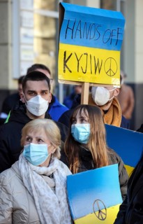 Wesel, North Rhine-Westphalia, Germany, Demonstration against Putin's war in Ukraine. Peace