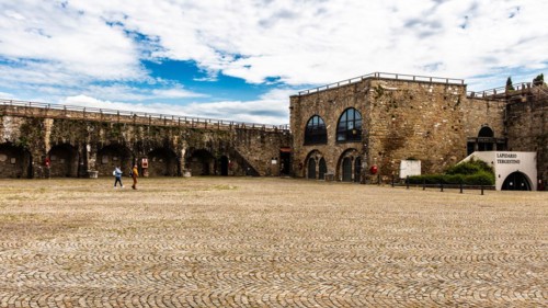 Courtyard with entrance to the Tergestino Lapidarium, Castle of San Giusto, medieval castle and
