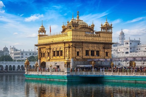 Sikh gurdwara Golden Temple Harmandir Sahib. Holy place of Sikihism. Amritsar, Punjab, India