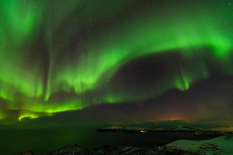 Northern Lights (Aurora borealis) over the Norwegian Sea, Söröya, Finnmark, Norway, December 2018