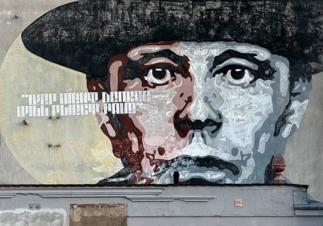 Wall painting of orticanoodles with the portrait of Joseph Beuys and his bon mot Wer nicht denken