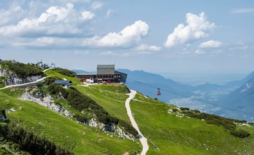 Alpspitzbahn, Osterfelderkopf with mountain railway, Grainau, Garmisch-Patenkirchen, Wetterstein