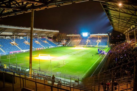 SV Waldhof Mannheim stadium singing: 4, 700 visitors came to Mannheim's Carl Benz Stadium to sing