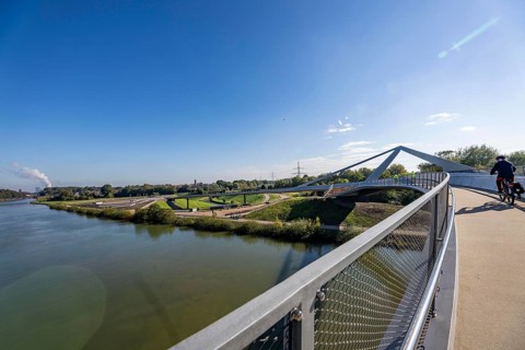New bridge over the Rhine-Herne Canal and the Emscher, leap over the Emscher, bicycle and