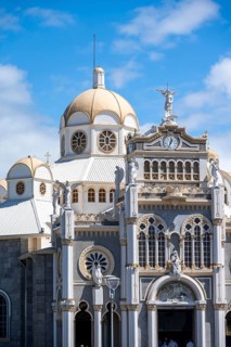 Exterior view, Basílica de Nuestra Señora de Los Ángeles, Cartago, Costa Rica