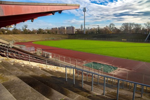 Südweststadion Ludwigshafen. Bis in die 1960er Jahre wurden hier wichtige Fußballspiele ausgetragen