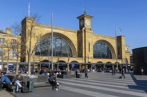 Exterior frontage of King's Cross railway station, London, England, UK built 1852