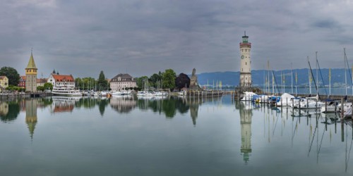 Harbour with man tower, lighthouse and Bavarian lion, Lindau, Lake Constance, Bavaria, Germany