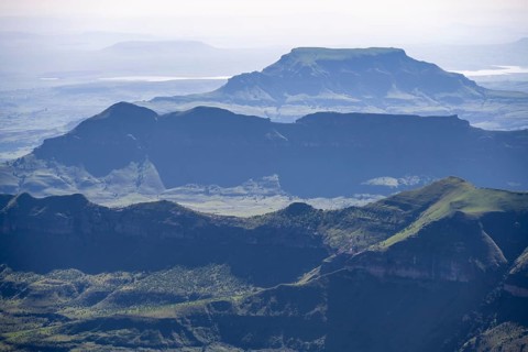 Landscape with impressive mountains, Drakensberg, KwaZulu-Natal, South Africa