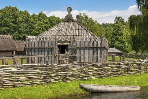 Groß Raden Archaeological Open-Air Museum, Slavic castle complex and settlement on Lake Groß Raden,