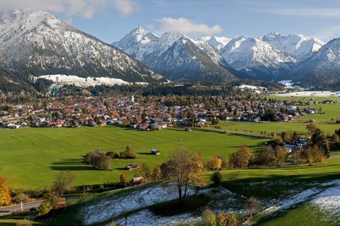 View of Oberstdorf and the Allgäu Alps from the Allgäuer Bergbad, Oberallgäu, Bavaria, Germany