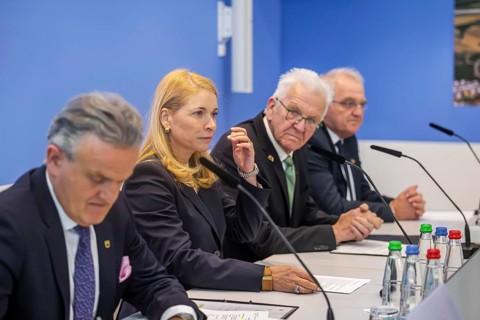 Special meeting of the Stuttgart 21 steering committee: from left Frank Nopper (Mayor of