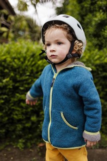 Subject: Toddler 2 years old, with bicycle helmet, Bonn, 03.04.2024