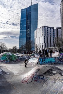 Building of the European Central Bank, ECB, Skaterpark am Ostenhafen, am Main in Frankfurt, Hesse,