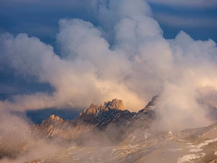 Rose garden group in clouds at evening light, Schlern, Dolomites, South Tyrol, Italy